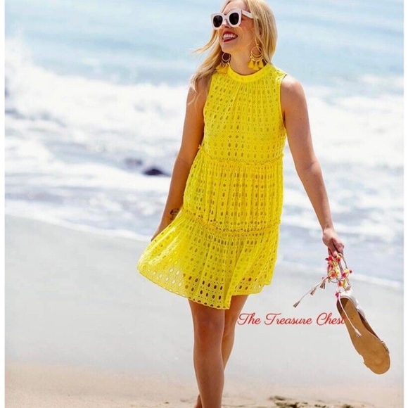 Lilly Pulitzer Dresses & Skirts - Lilly Pulitzer Indira Eyelet Swing Dress in Lemon- Small‎